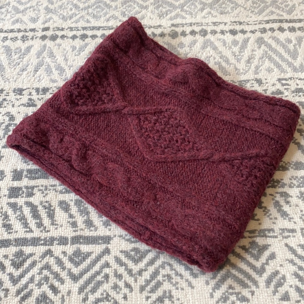 Old Navy Maroon Infinity Scarf